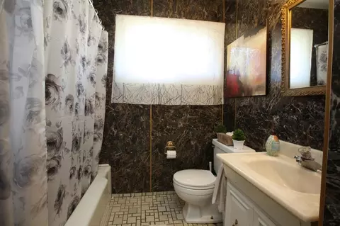210 Spring Valley Rd, Paramus, NJ 07652 photo 6