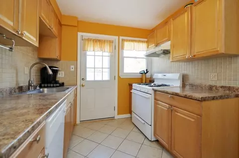 239 Windsor Ave, Westfield, NJ 07090 photo 3