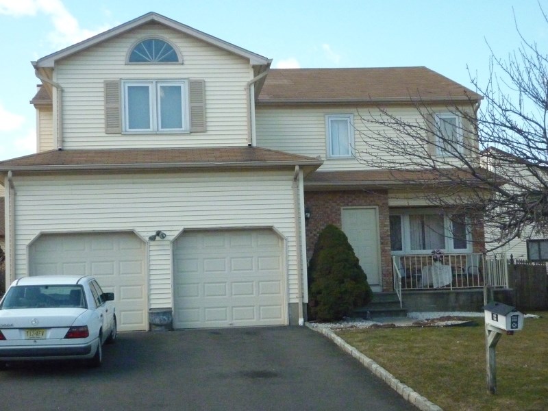 113 Plum Tree Ln, Union, NJ 07083 photo 1