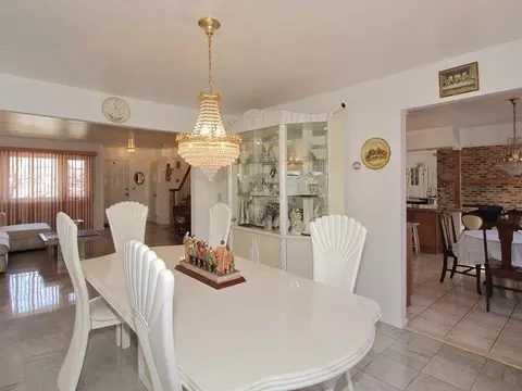 113 Plum Tree Ln, Union, NJ 07083 photo 8