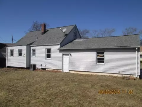 22 Putnam Ave, Edison, NJ 08817 photo 2