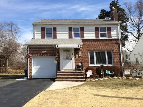 46 Kew Dr, Springfield, NJ 07081 photo 1