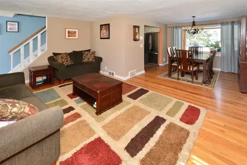 63 Dora Ave, Waldwick, NJ 07463 photo 5