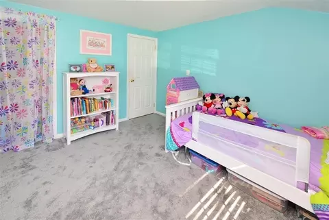 63 Dora Ave, Waldwick, NJ 07463 photo 18