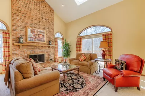 10 Brendan Dr, Flanders, NJ 07836 photo 4