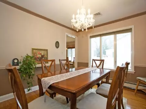195 Mayfair Rd, Paramus, NJ 07652 photo 3