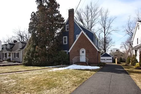 926 Carleton Rd, Westfield, NJ 07090 photo 2