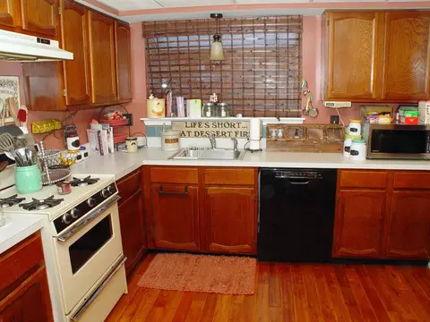 351 Cotswold Pl, Somerset, NJ 08873 photo 5