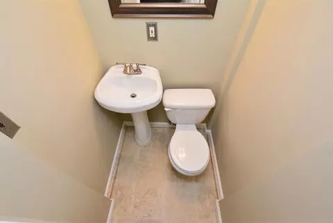 12 Macgregor Ct, Waldwick, NJ 07463 photo 10