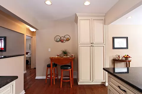 12 Dean Ter, Union, NJ 07083 photo 4