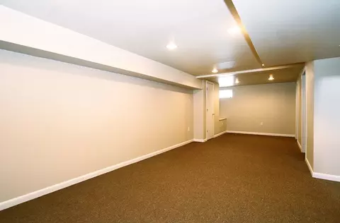 12 Dean Ter, Union, NJ 07083 photo 16
