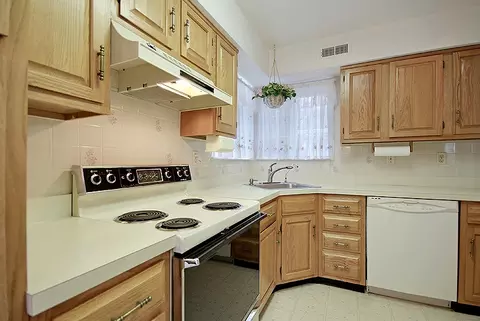 32 Ray Ct, Bedminster, NJ 07921 photo 13