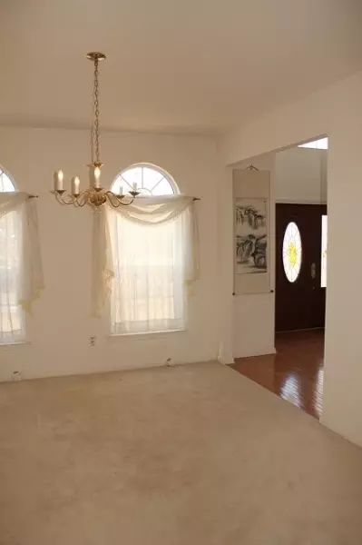 9 Gunther Loop, Somerset, NJ 08873 photo 13