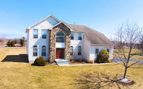 9 Gunther Loop, Somerset, NJ 08873 photo 1