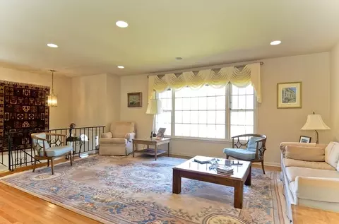168 Ivanhoe Dr, Paramus, NJ 07652 photo 4