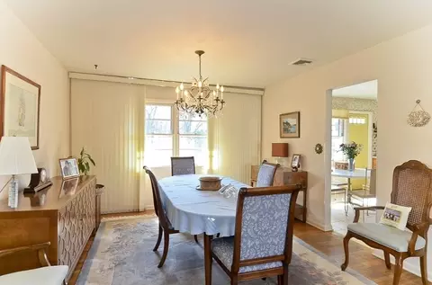 168 Ivanhoe Dr, Paramus, NJ 07652 photo 5