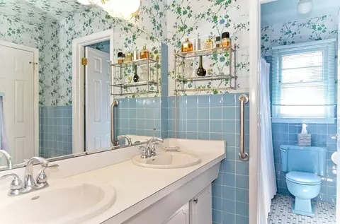 168 Ivanhoe Dr, Paramus, NJ 07652 photo 10