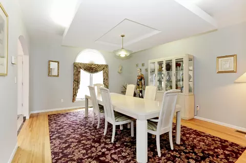 175 E Springbrook Dr, Gillette, NJ 07933 photo 4