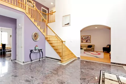 175 E Springbrook Dr, Gillette, NJ 07933 photo 2