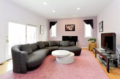 175 E Springbrook Dr, Gillette, NJ 07933 photo 8