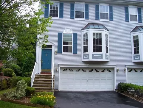 22 Eider Ct, Wayne, NJ 07470 photo 1