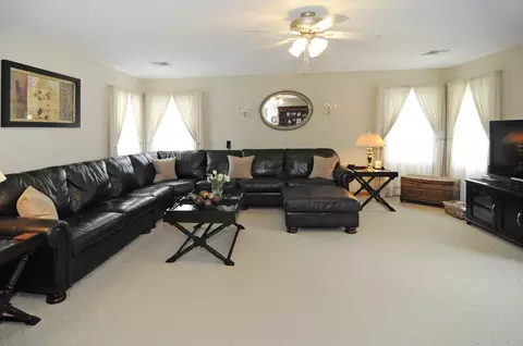 2 6th Ave, Haskell, NJ 07420 photo 2