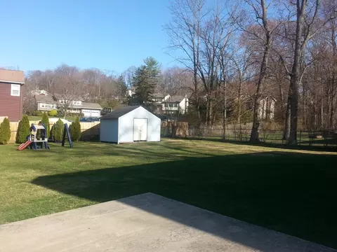 20 Kevin Pl, Wayne, NJ 07470 photo 4