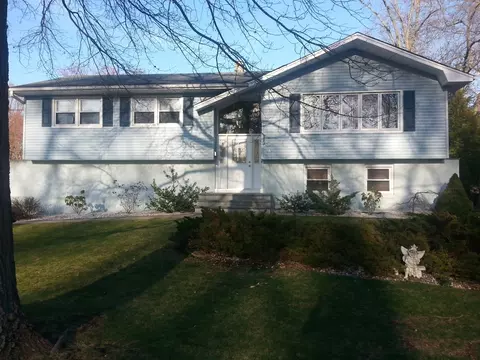 20 Kevin Pl, Wayne, NJ 07470 photo 1