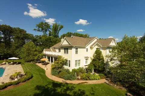 9 Glencarl Rd, Upper Saddle River, NJ 07458 photo 13