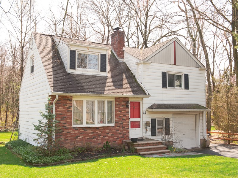102 Osceola Rd, Wayne, NJ 07470 photo 1