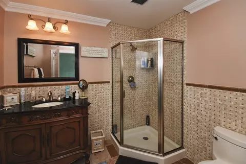 20 Shadow Rd, Upper Saddle River, NJ 07458 photo 6