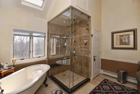 20 Shadow Rd, Upper Saddle River, NJ 07458 photo 15