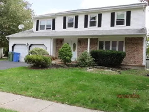 11 Sinclair Rd, Edison, NJ 08820 photo 1