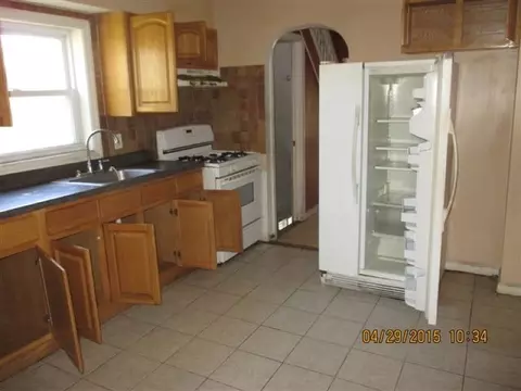 666 W 4th St, Plainfield, NJ 07060 photo 4