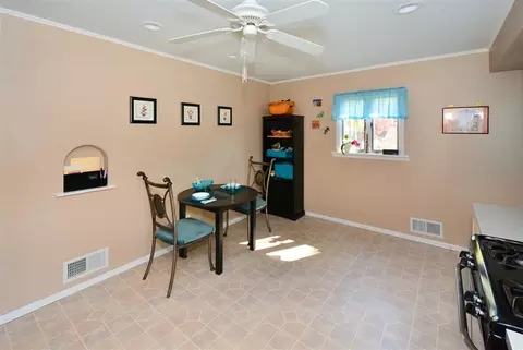 96 E Prospect St, Waldwick, NJ 07463 photo 6
