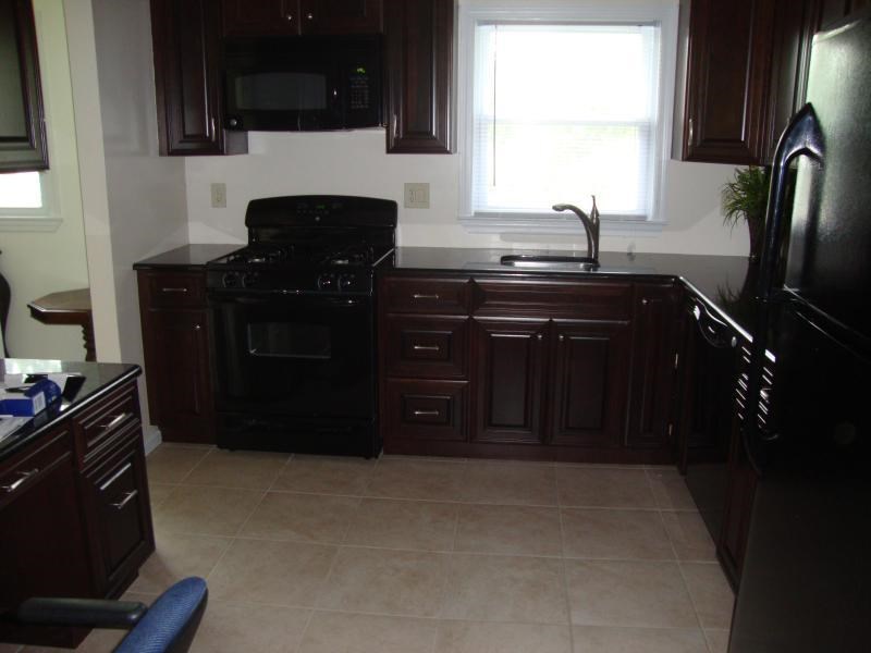 20 Walnut Dr, Pine Brook, NJ 07058 photo 1
