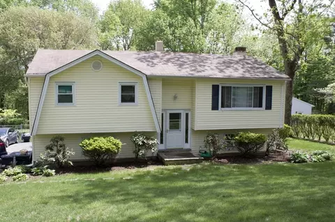 19 Chickadee Rd, Budd Lake, NJ 07828 photo 1