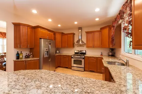 45 Jackson Ave, Wayne, NJ 07470 photo 2