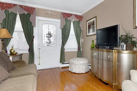 20 Milton Ave, Nutley, NJ 07110 photo 3