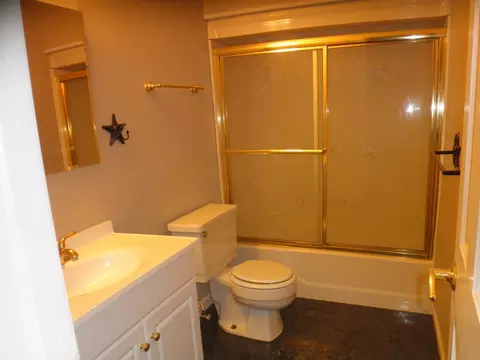 5 Mcintosh Ln, Hampton, NJ 08827 photo 9