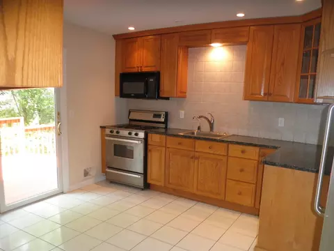 5 Mcintosh Ln, Hampton, NJ 08827 photo 4