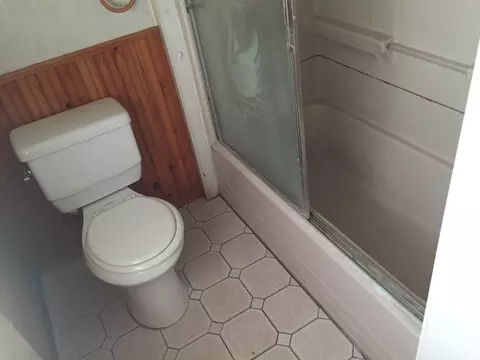 314 E 4th Ave, Roselle, NJ 07203 photo 6