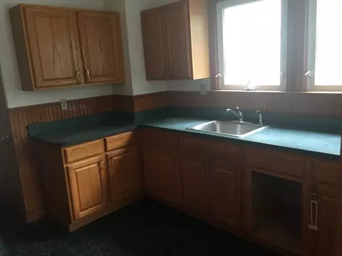 314 E 4th Ave, Roselle, NJ 07203 photo 5