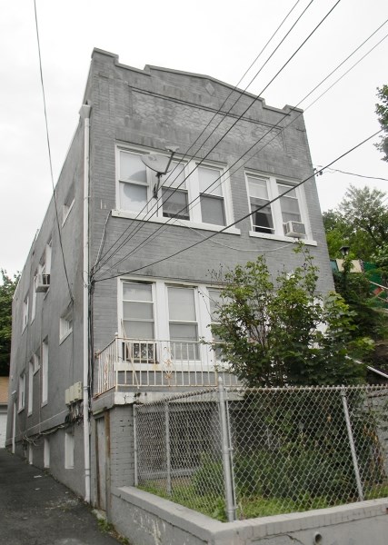 472 Gregory Ave, Passaic, NJ 07055 photo 1
