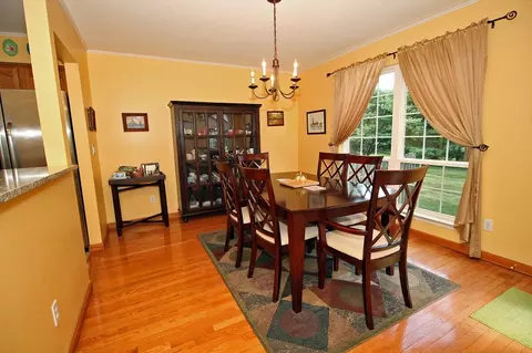8 Mohawk Trl, Somerville, NJ 08876 photo 6