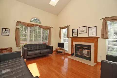 8 Mohawk Trl, Somerville, NJ 08876 photo 11