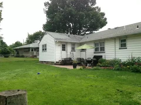76 Terhune Rd, Clark, NJ 07066 photo 11