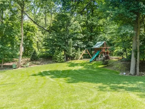 80 Sherbrook Dr, Berkeley Heights, NJ 07922 photo 22