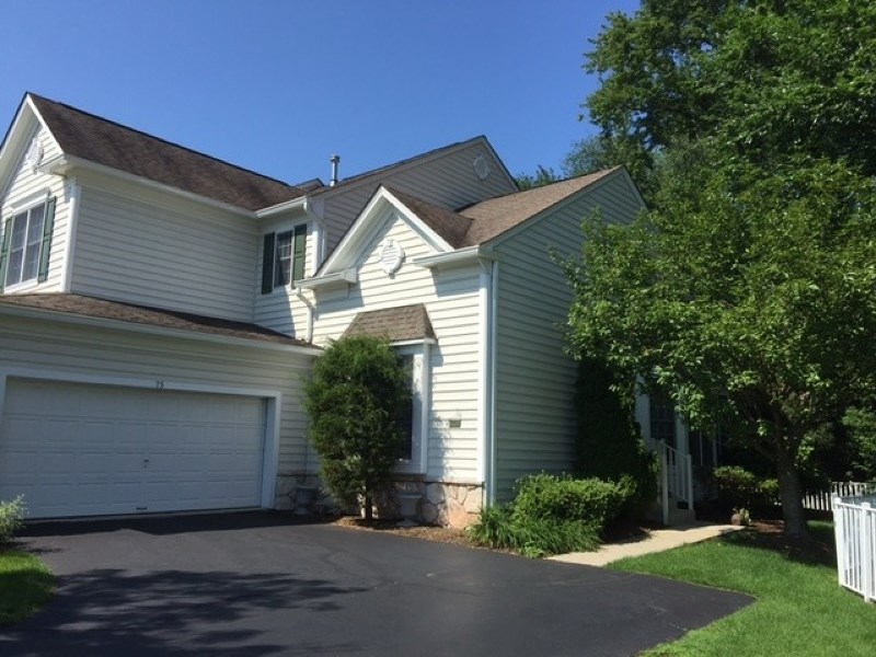 75 Buckthorn Ct, Paramus, NJ 07652 photo 1