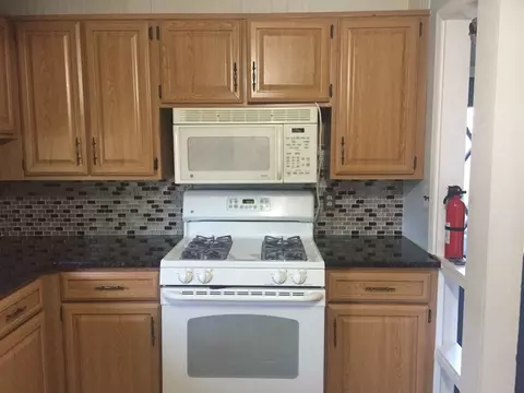 9 Sine Rd, Edison, NJ 08817 photo 5